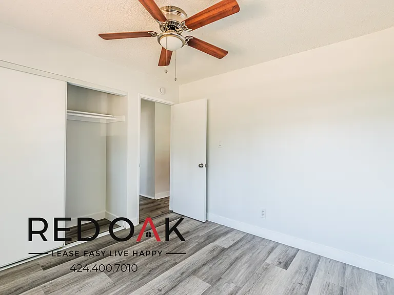 111 W Del Amo Blvd #6 — Photo 14