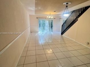7647 Tamarac Island Cir, Tamarac, FL 33321