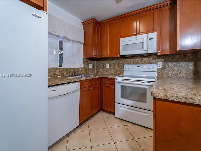 2342 NW 36th Ave #2342 — Photo 19