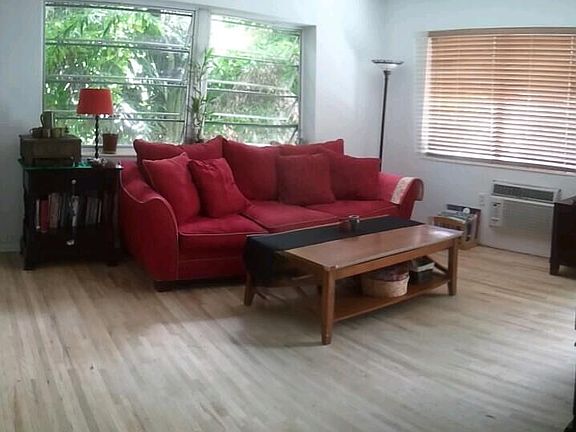 3rd image of 7945 Carlyle Ave APT 10
