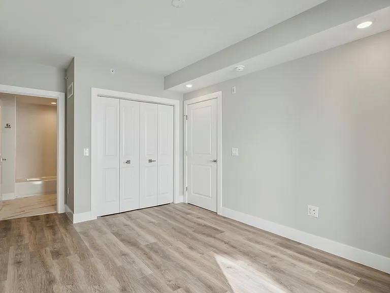1222 N Marshall St — Photo 54