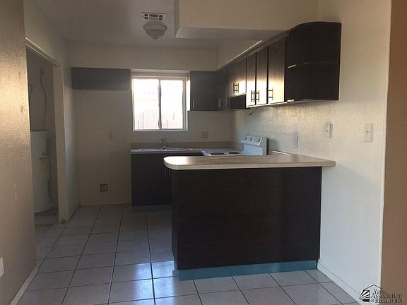 3rd image of 1742 E Bienestar Ln