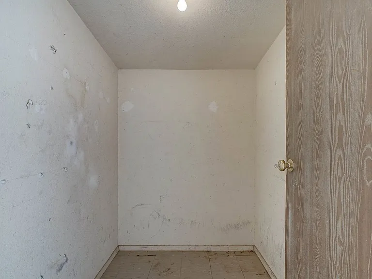 1114 E Bisnaga St — Photo 17