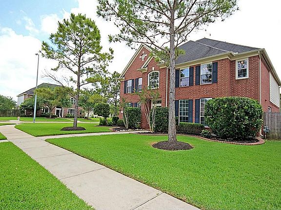 3rd image of 3514 Creekstone Dr