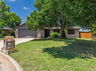 7709 NW Kingsbury Ave, Lawton, OK 73505