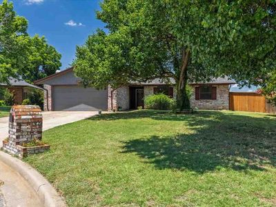 7709 NW Kingsbury Ave, Lawton, OK, 73505