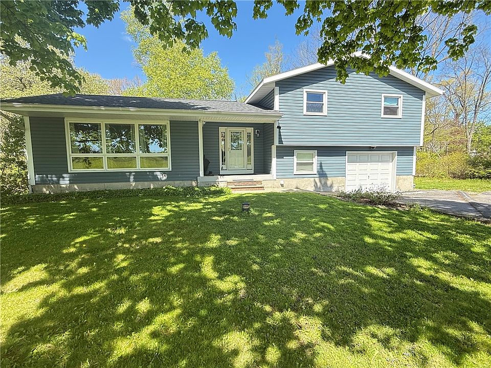 1st image of 516 Auburn Rd