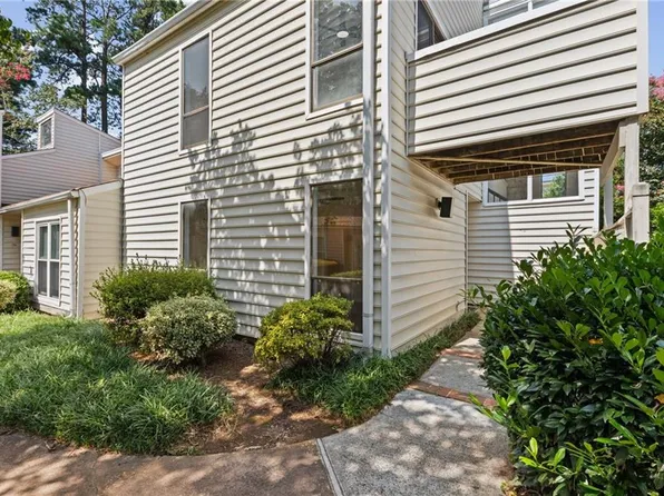 708 Serramonte Dr, Marietta, GA 30068