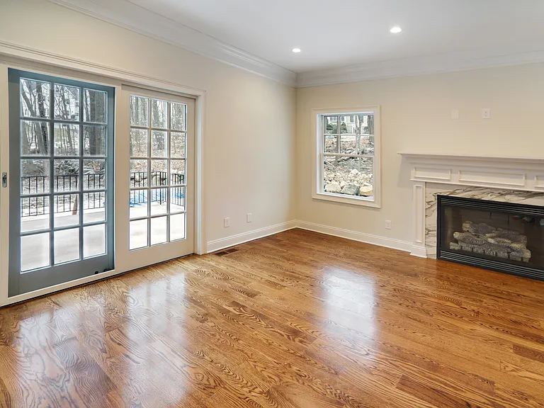 7 Charles Pl — Photo 12