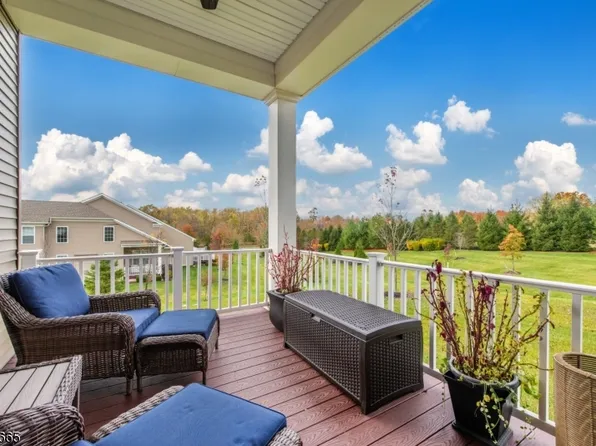 16 Van Cleef Dr, Readington Twp., NJ 08889