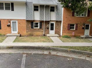 1904 Sussex Rd, Blacksburg, VA 24060