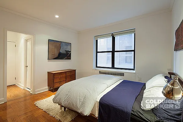 Sold by Bellmarc Realty | media 27