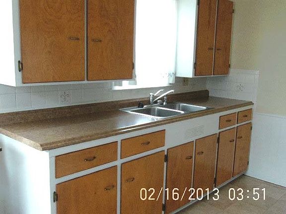 3rd image of 2375 13th St