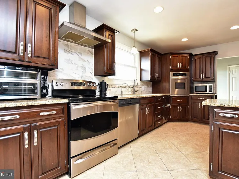 1022 Haral Pl — Photo 14