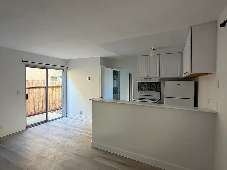 8845 Mira Mesa Blvd #4 — Photo 6