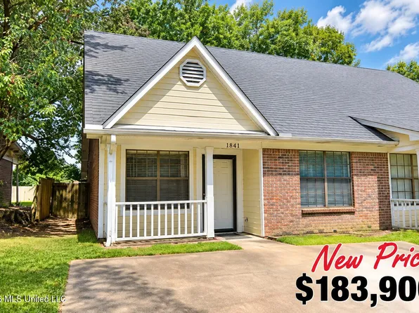3250 Edenshire Ln, Horn Lake, MS 38637