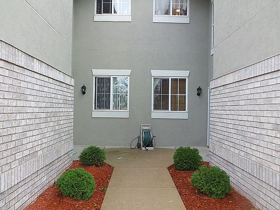 3rd image of 9279 W Elm Ct #265