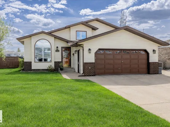 5611 152b Ave NW, Edmonton, AB T5A 4X8