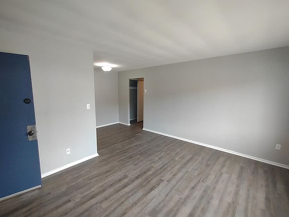 2nd image of 5265 E 126th St #81-101