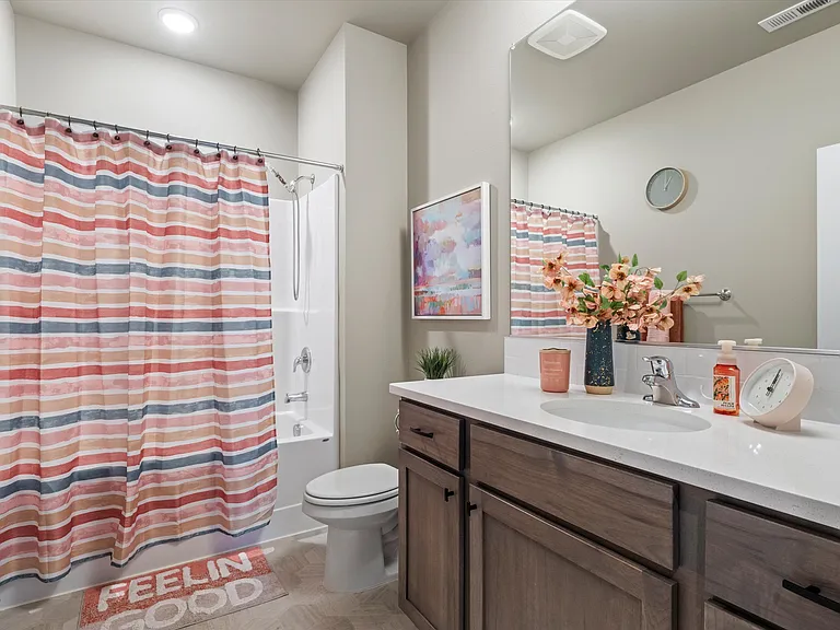 514 Constance Ave — Photo 17