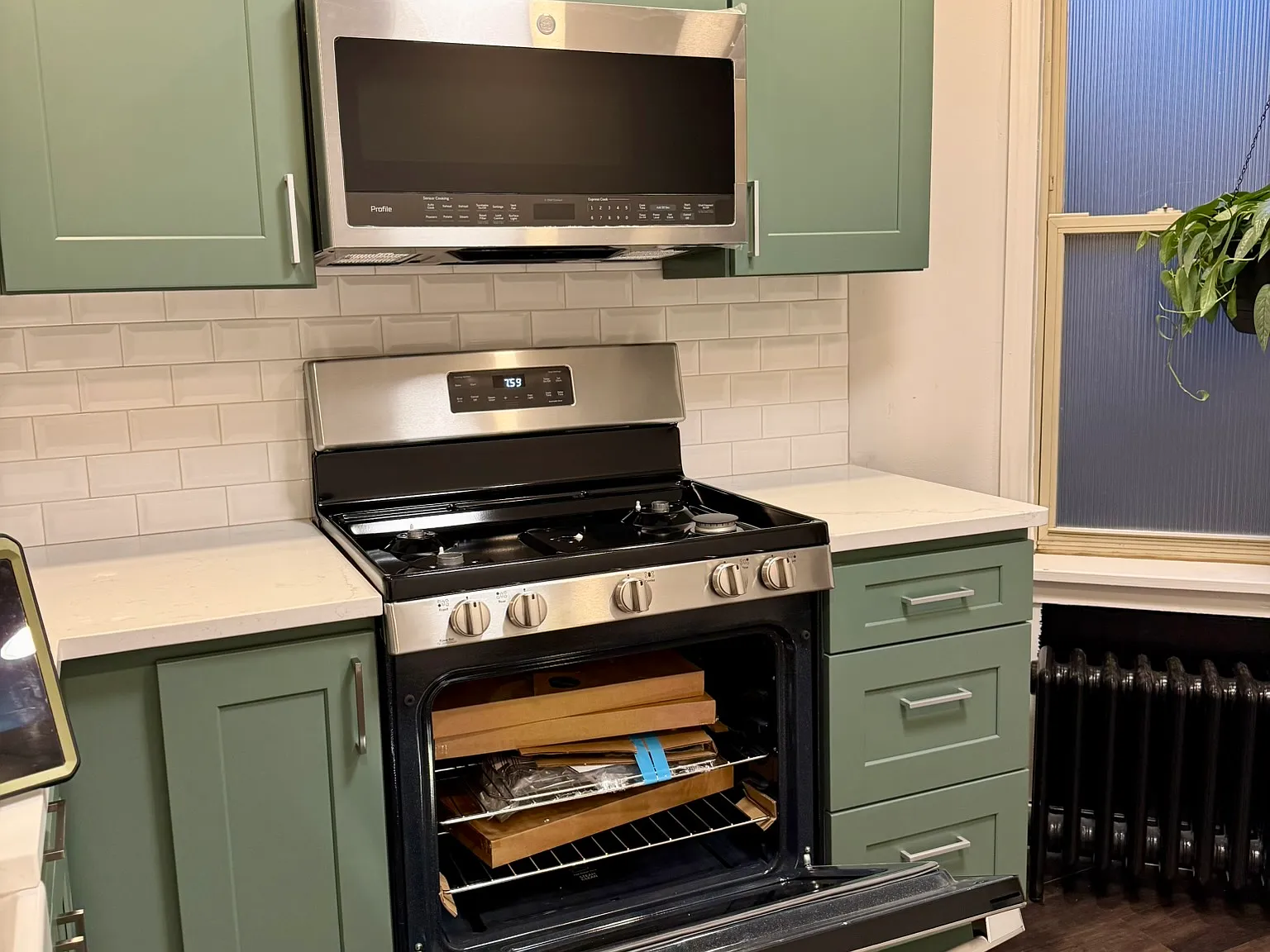 2 bed, 990 sqft, $1,695 — Photo 3