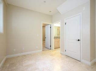 217 S Irena Ave, Redondo Beach, CA 90277