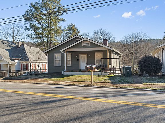 3rd image of 4910 Saint Elmo Ave #A