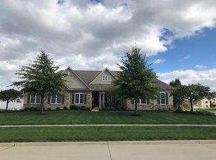 6811 Deer Tail Dr, Medina, OH 44256