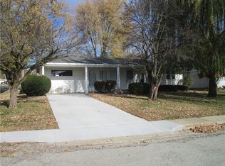 800 Progress St, Pana, IL
