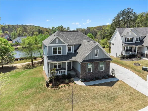 17 Lakeside Way NW, Cartersville, GA 30121
