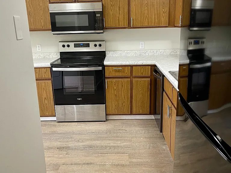 828 E Prairie Hill Dr — Photo 6