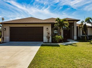 534 SE 1st Terrace Cpe, Coral, FL 33990