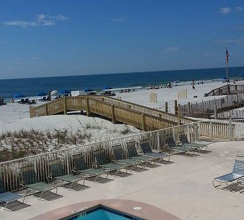 unit accessible, beach ramp