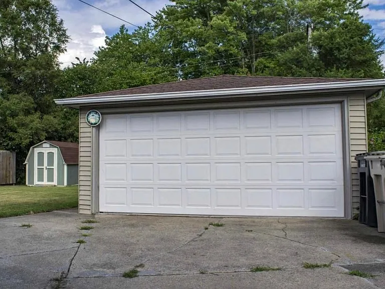 1222 N Ironwood Dr — Photo 22