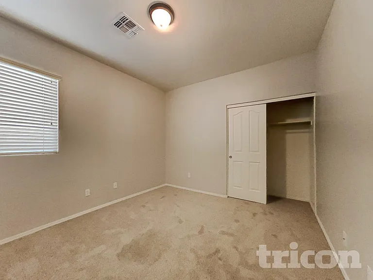 45209 W Miraflores St — Photo 11