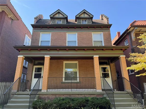 6022 McPherson Ave, Saint Louis, MO 63112