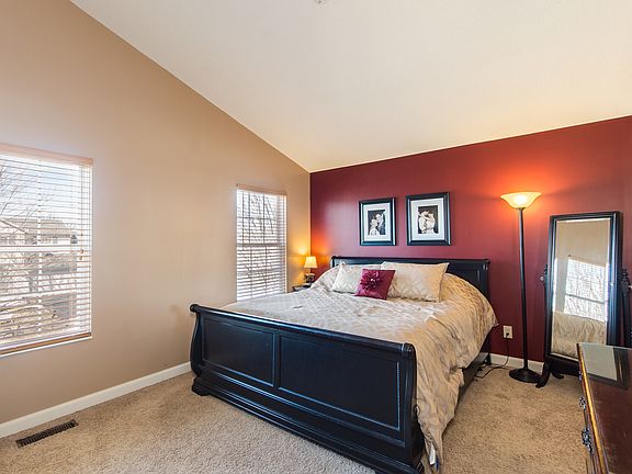 4th image of 5080 Langcroft Dr