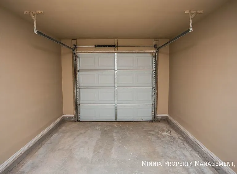 2508 N Avenue P — Photo 24