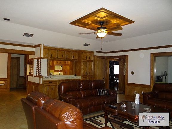 5th image of 5332 Papaya Cir