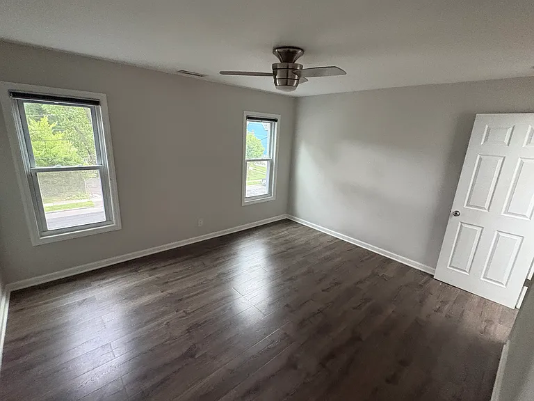 32 Johnson Ave — Photo 13