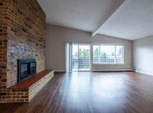 15420 9th Ave SW APT 3, Seattle, WA 98166