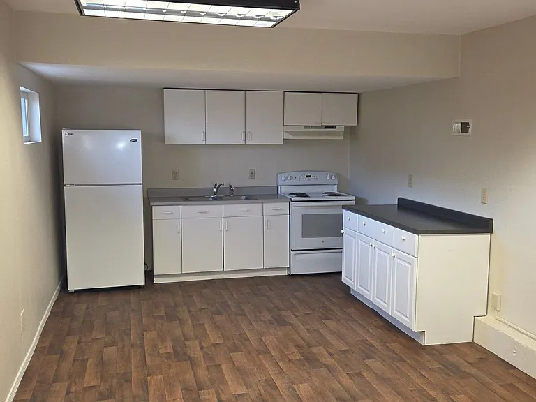 3705 N Chestnut St — Photo 5