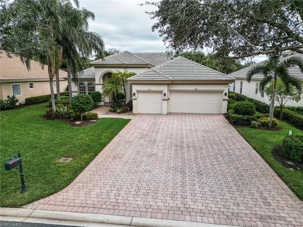 22231 Kenwood Isle DR, ESTERO, FL 34135