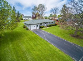 27 Kerry Park, Pittsford, NY 14534