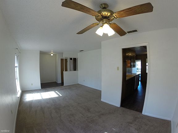 205 E. Indian Oaks M (4)
