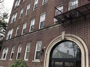 880 Kennedy Blvd APT 403, Bayonne, NJ 07002