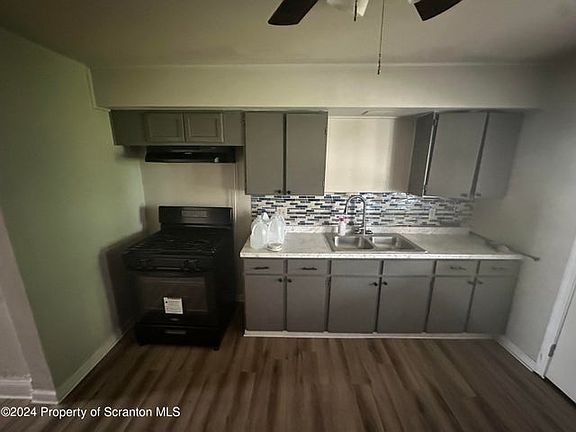 3rd image of 704 Hazle St #2