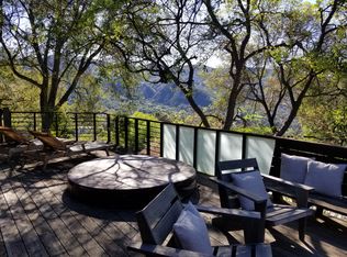 21124 Colina Dr, Topanga, CA 90290