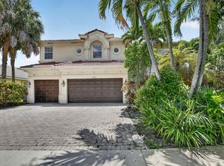 13382 Lakepointe Cir, Fort Lauderdale, FL 33330
