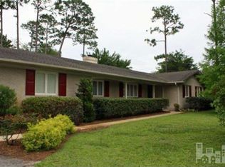 1933 S Churchill Dr, Wilmington, NC 28403